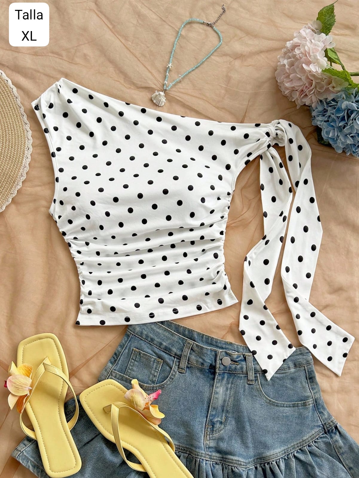 BLUSA BLANCA DE LUNARES