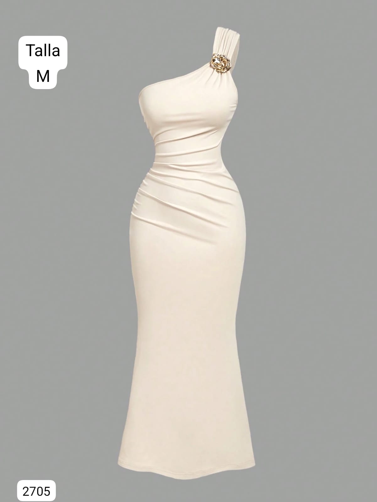 VESTIDO LARGO PEGADO CON DIJE DE DAMA