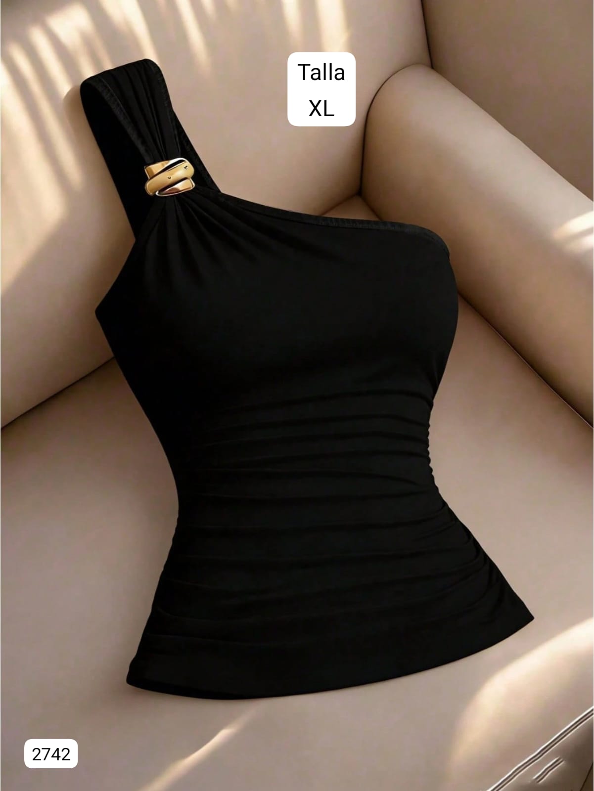 BLUSA NEGRA DE UN SOLO TIRANTE