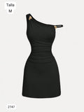 VESTIDO CORTO NEGRO CON DIJEN DE MUJER