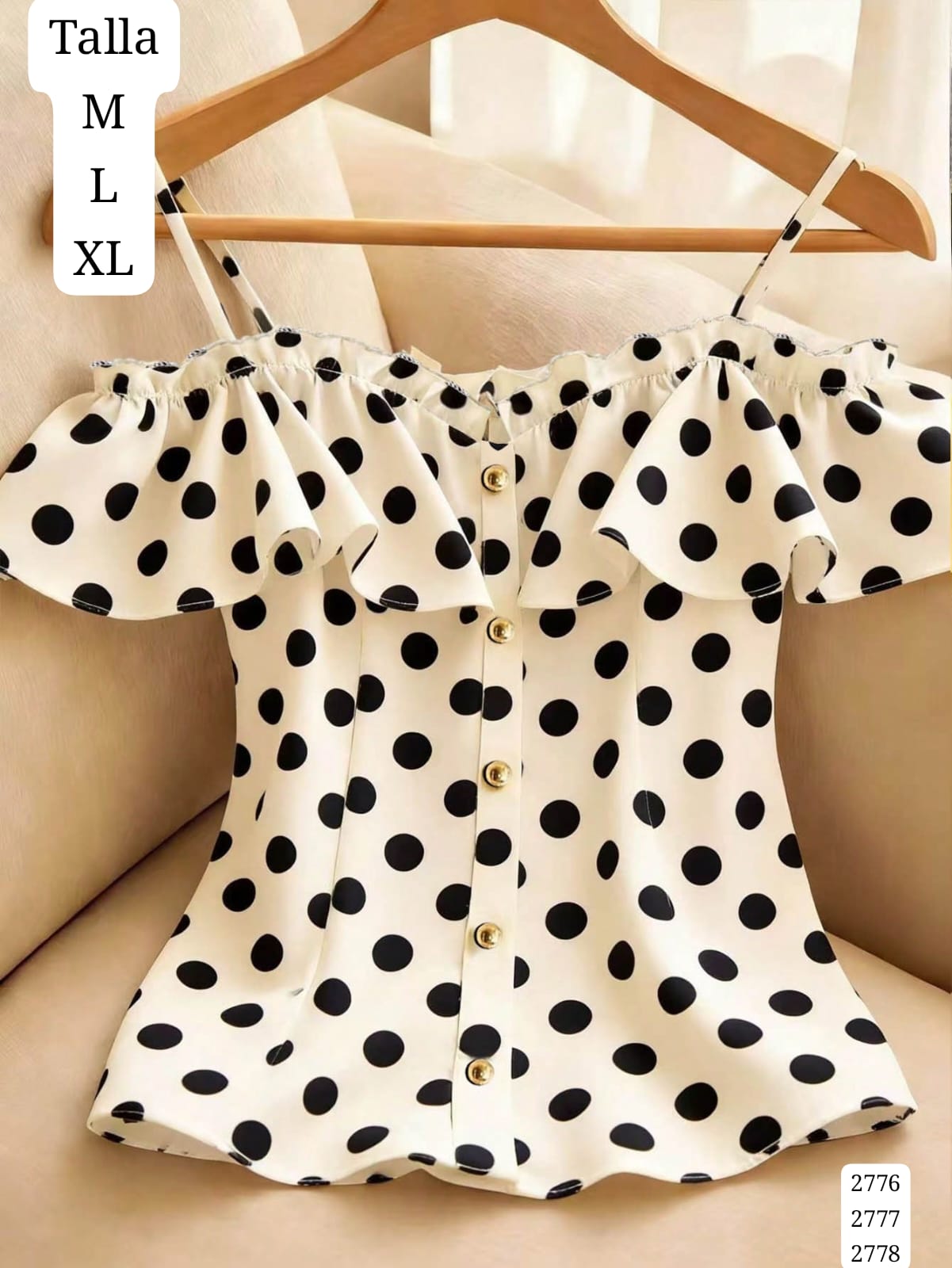 BLUSA BLANCA CON LUNARES NEGROS Y TIRANTES