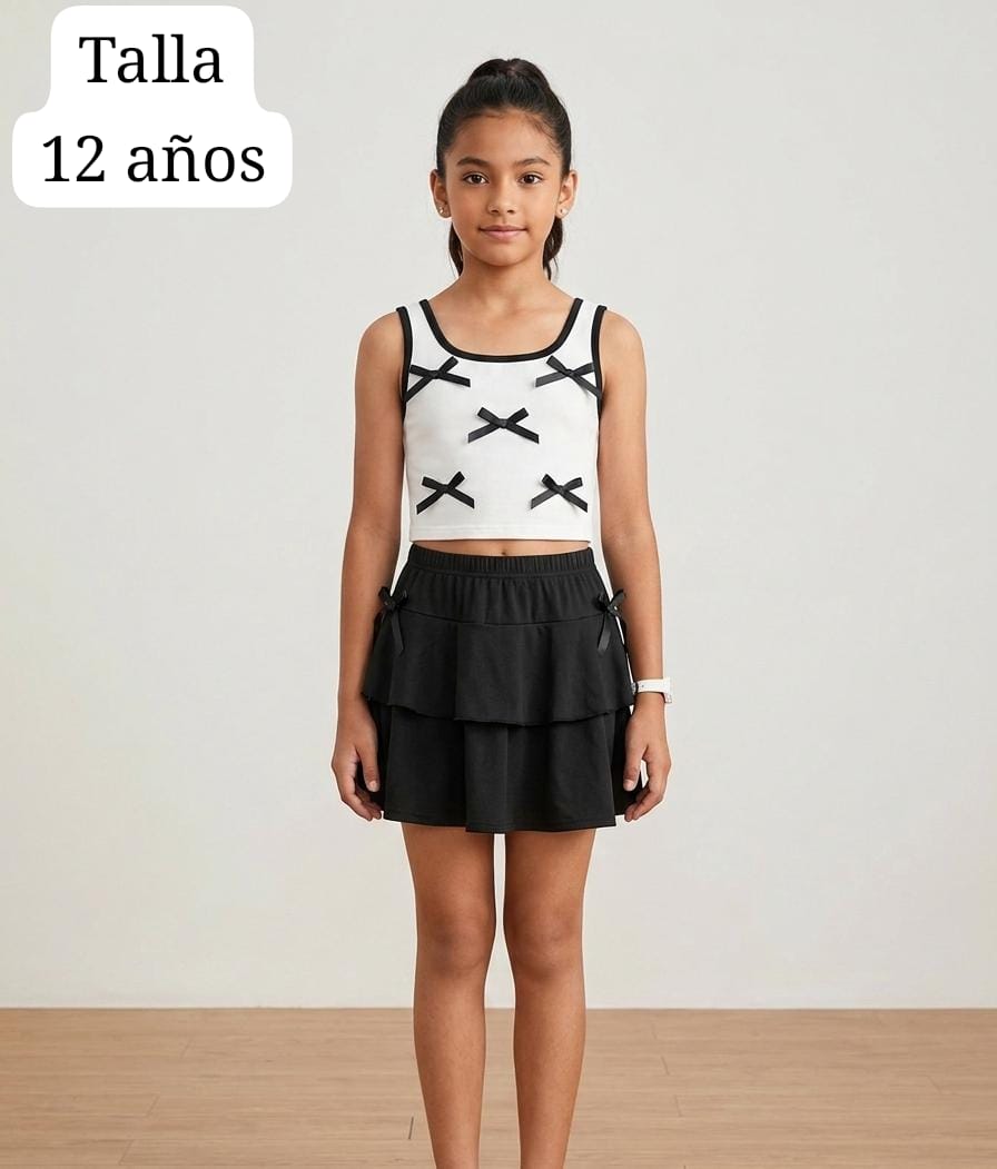 CONJUNTO DE FALDA NEGRA DE NIÑA