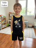 CONJUNTO DE SHORT NEGRO CON ORILLA AMARILLO DE NIÑO