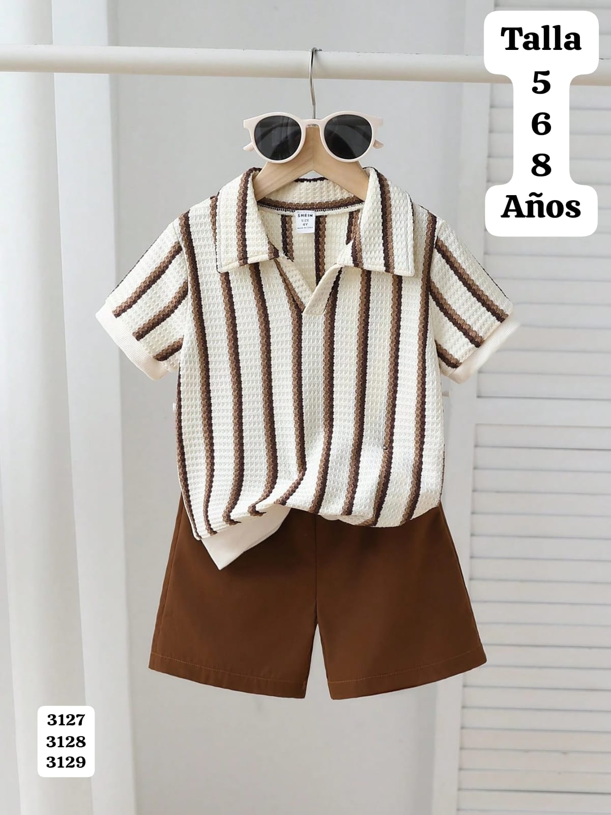 SET DE 2 PIEZAS, SHORT CAFE, CAMISA DE BOTONES Y RAYAS EN TONOS CAFE DE NIÑO