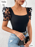 BLUSA NEGRA MANGA CORTA CON LUNARES DE MUJER