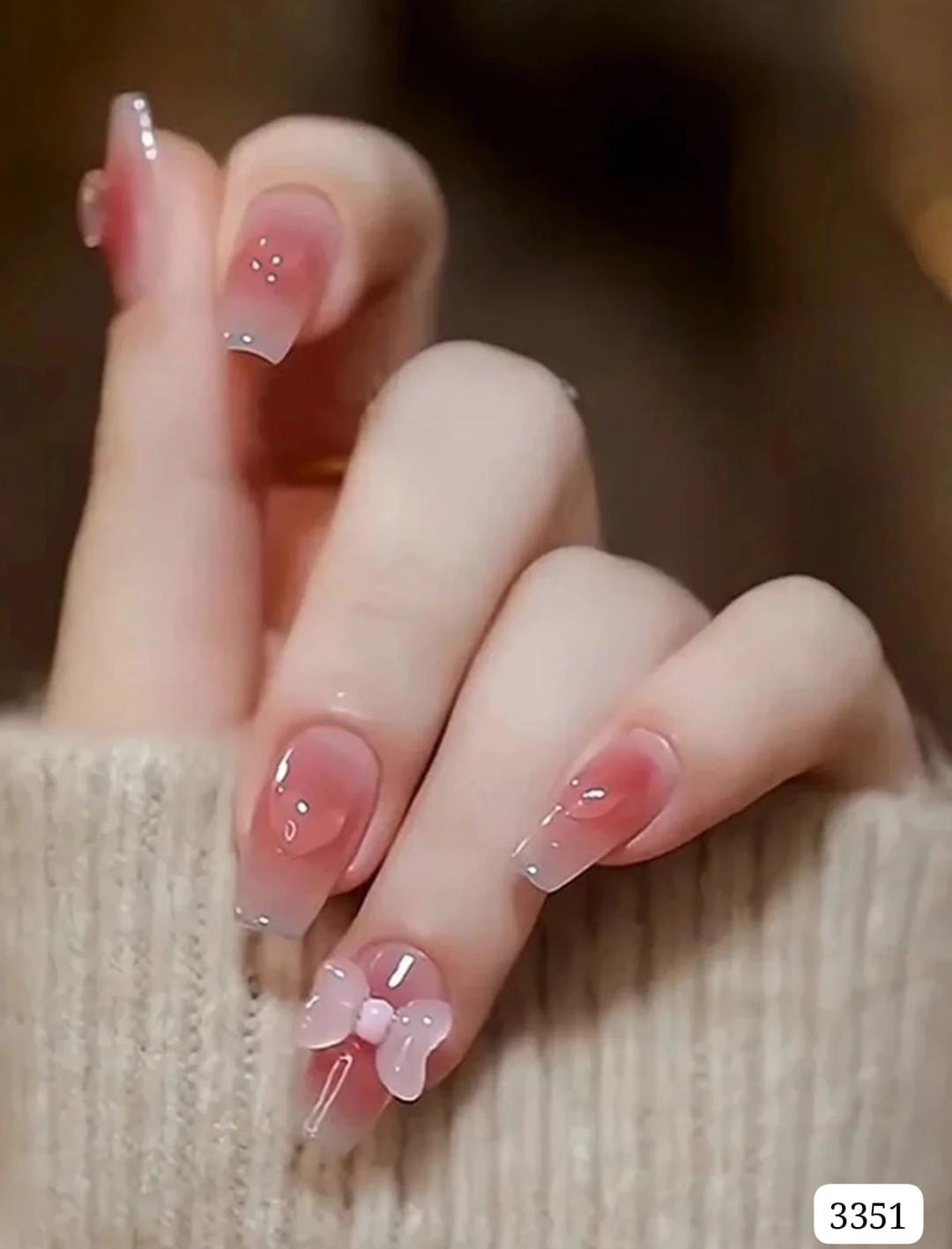 CAJITA DE UÑAS POSTIZAS