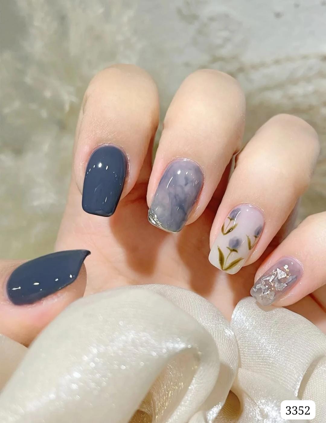 CAJITA DE UÑAS POSTIZAS