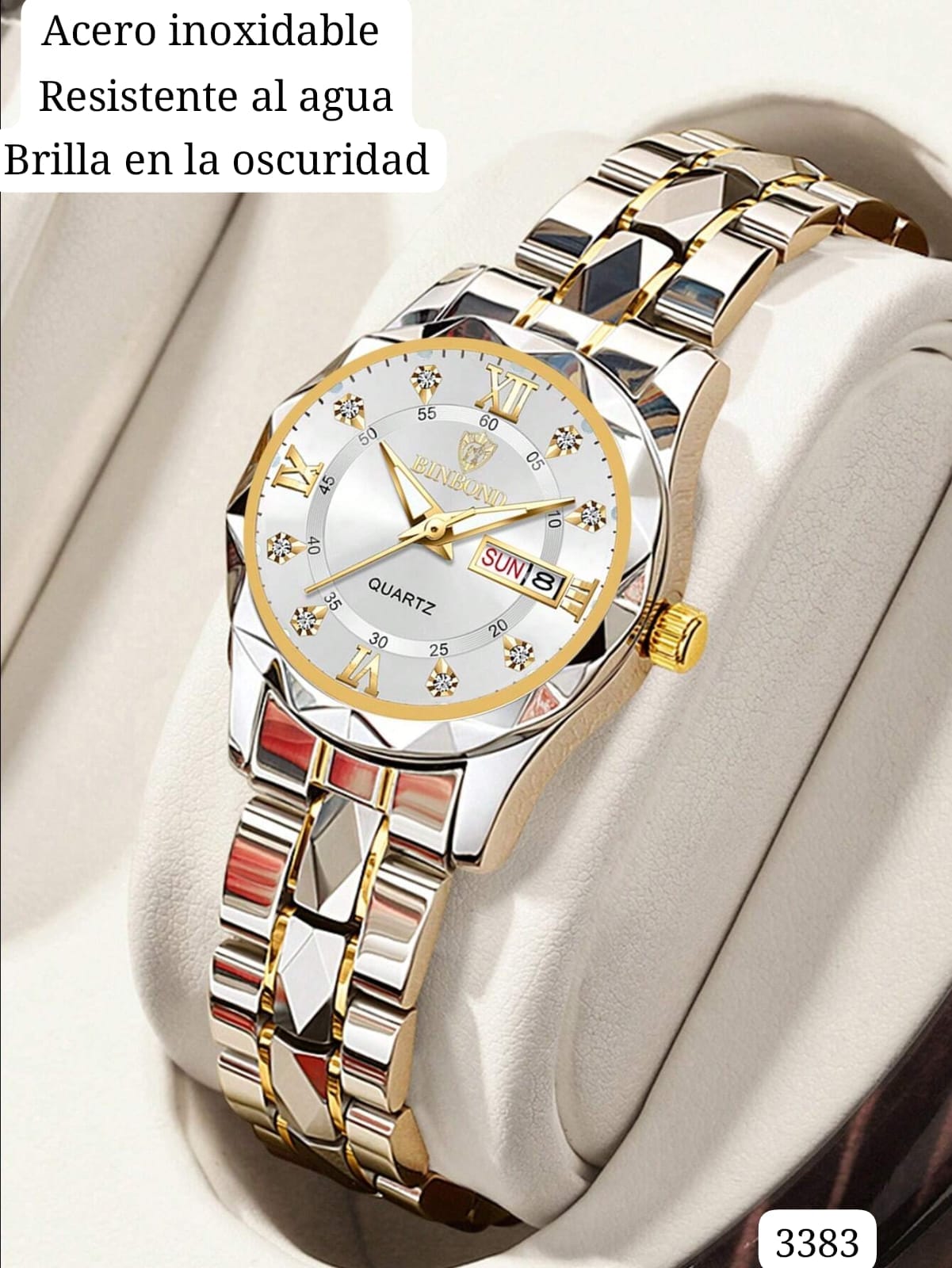 RELOJ PLATEADO CON DETALLES DORADOS
