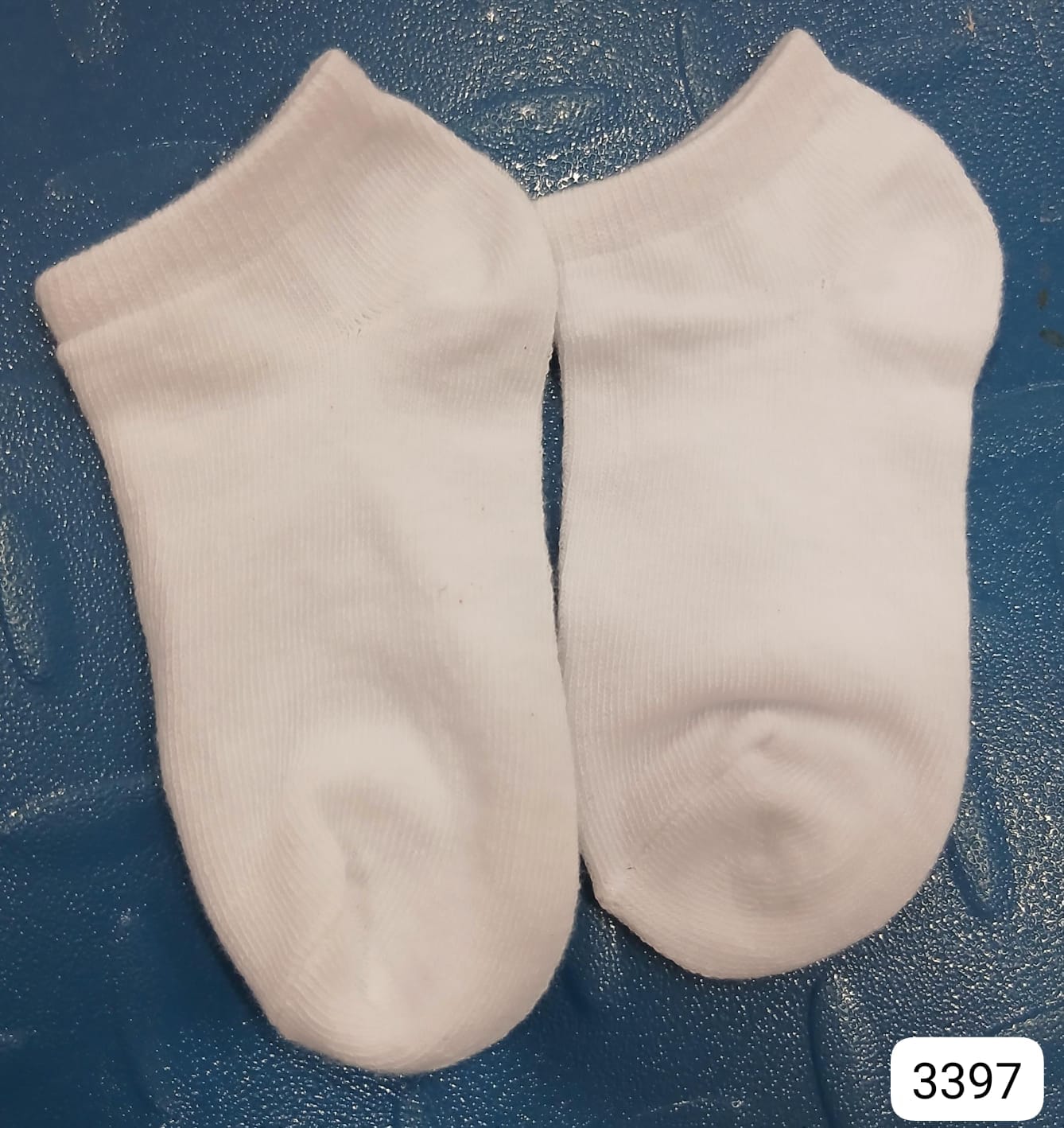 PAR DE TOBILLERAS BLANCAS