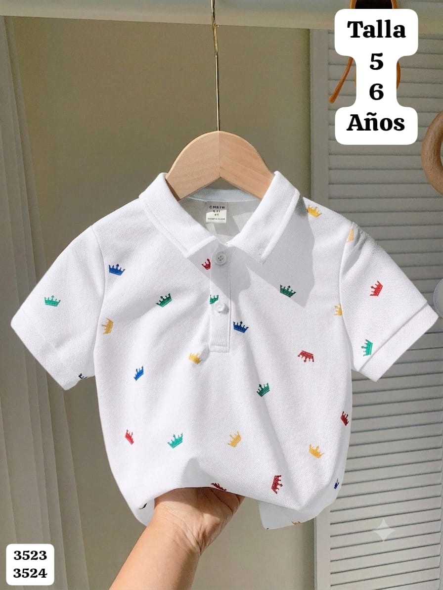 CAMISA BLANCA CON CORONAS DE COLORES DE NIÑO