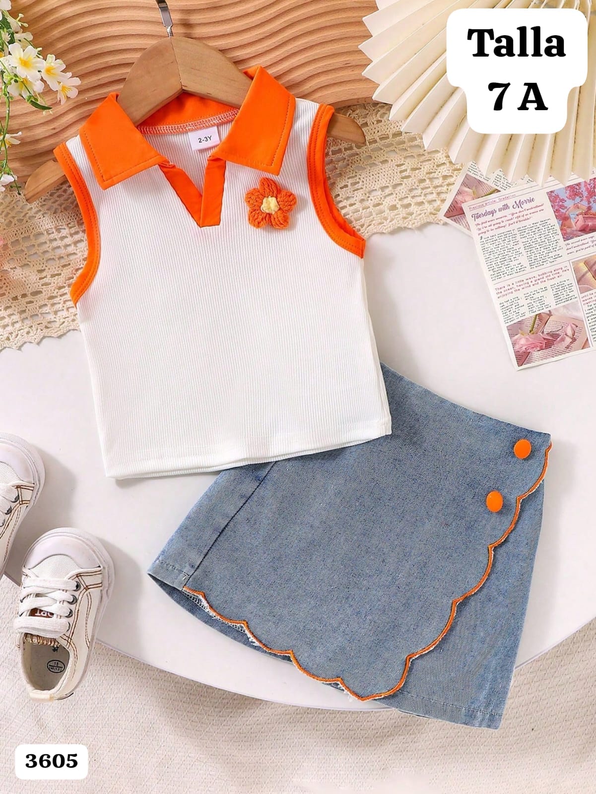 CONJUNTO DE CAMISA BLANCA Y NARANJA Y FALDA DE NIÑA