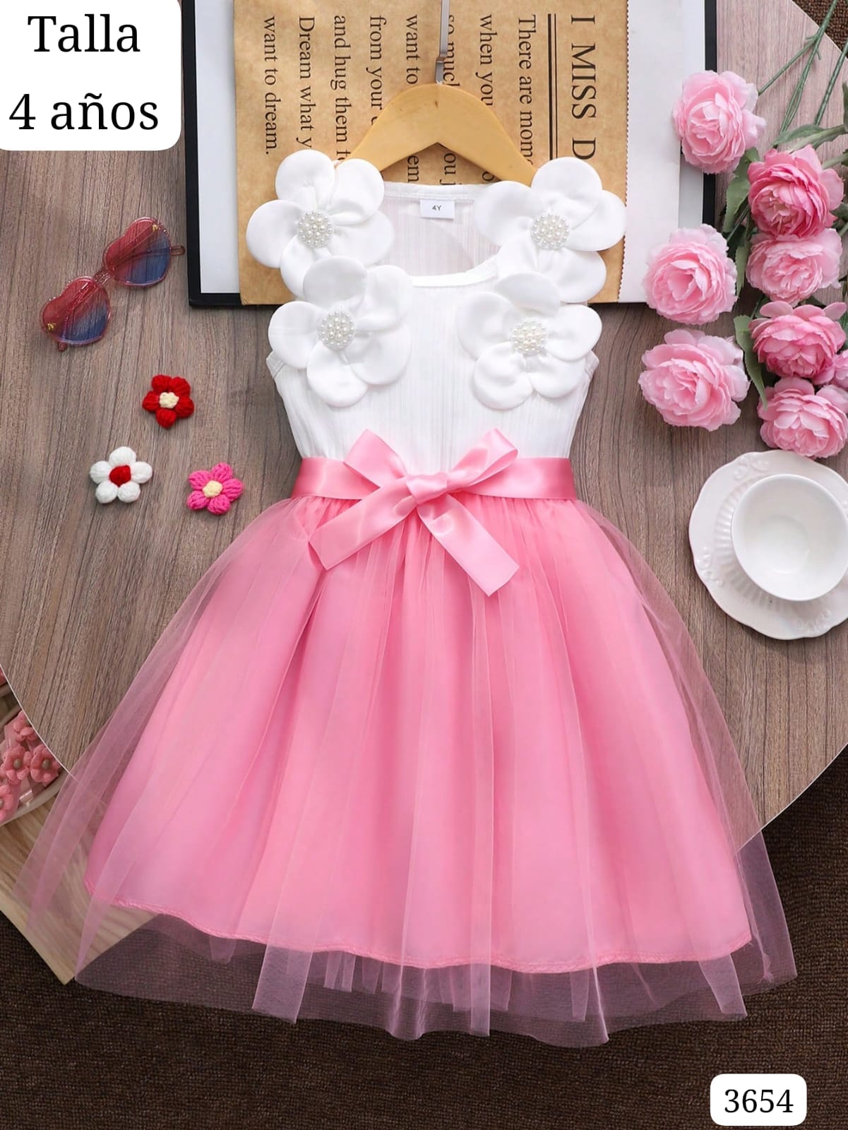 VESTIDO BLANCO Y ROSA CON LISTON DE NIÑA