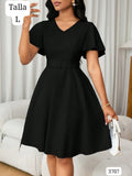 VESTIDO NEGRO CORTO ESCOTE V DE MUJER