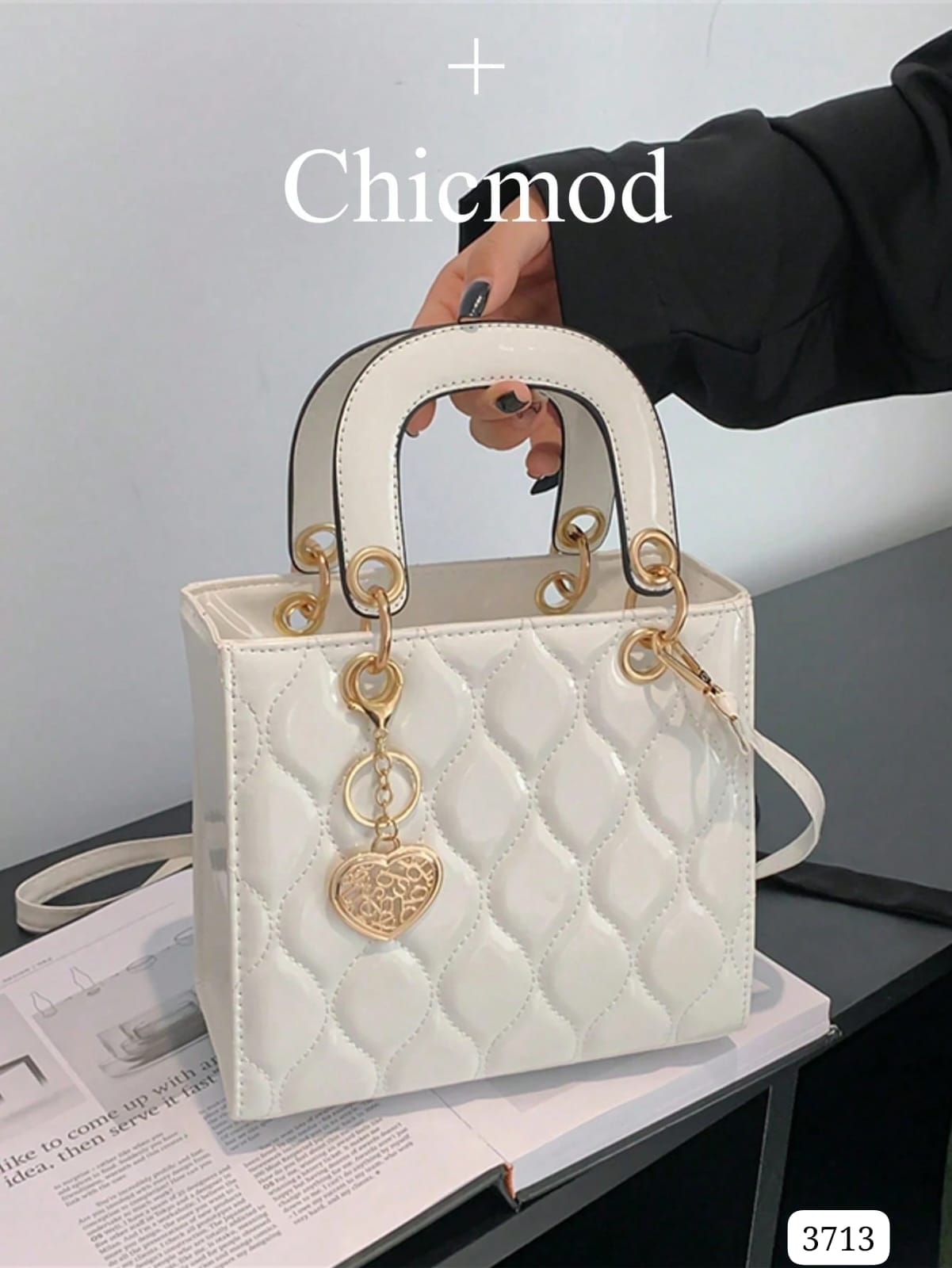 CARTERA BLANCA DE MUJER