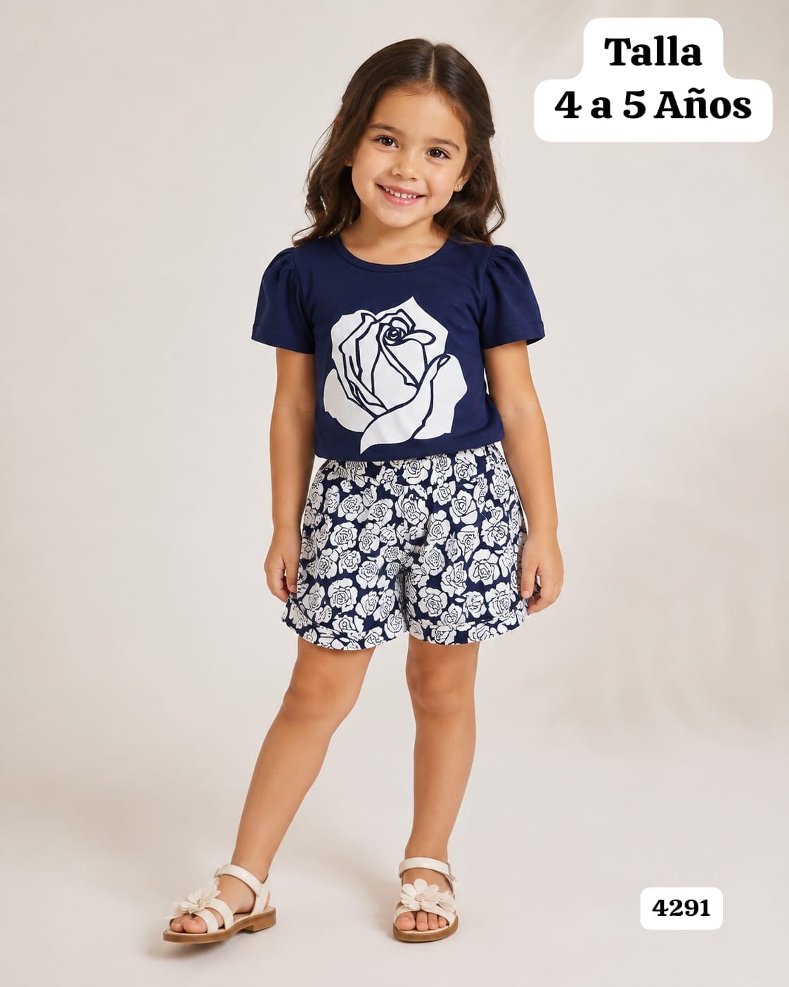 CONJUNTO AZUL Y ROSAS BLANCAS DE NIÑA
