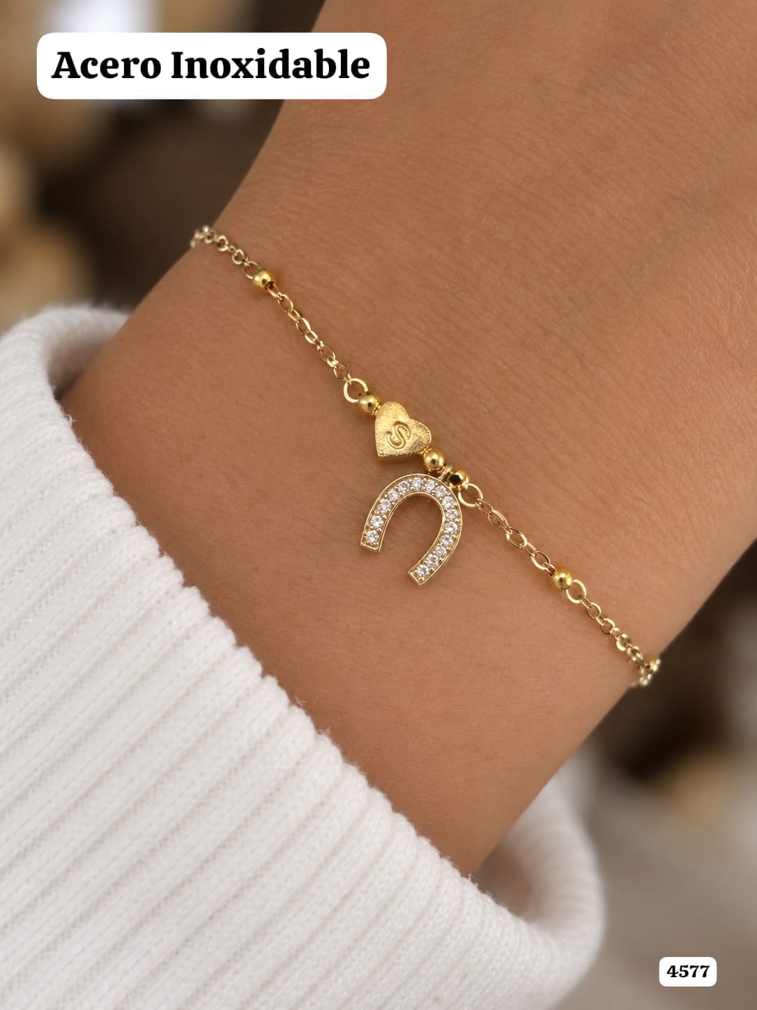 PULSERA DE ACERO CON CORAZON E INICIAL S
