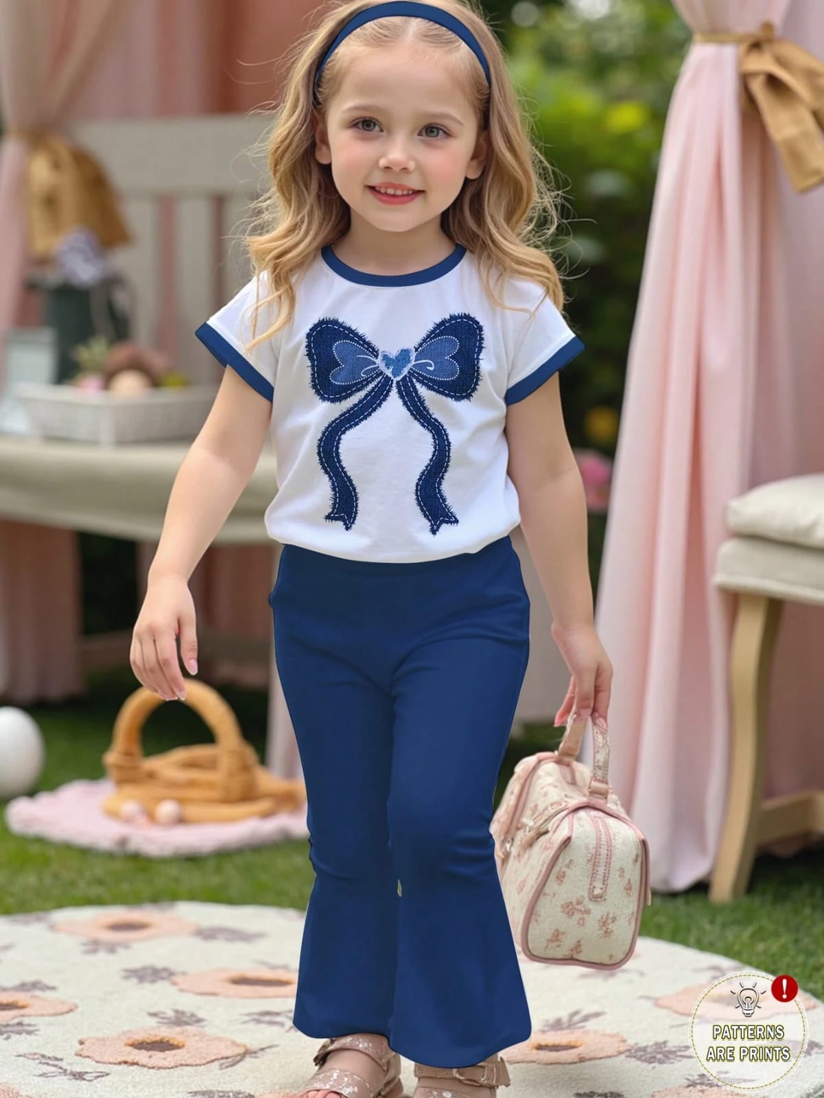 CONJUNTO DE PANTALONETA DE NIÑA