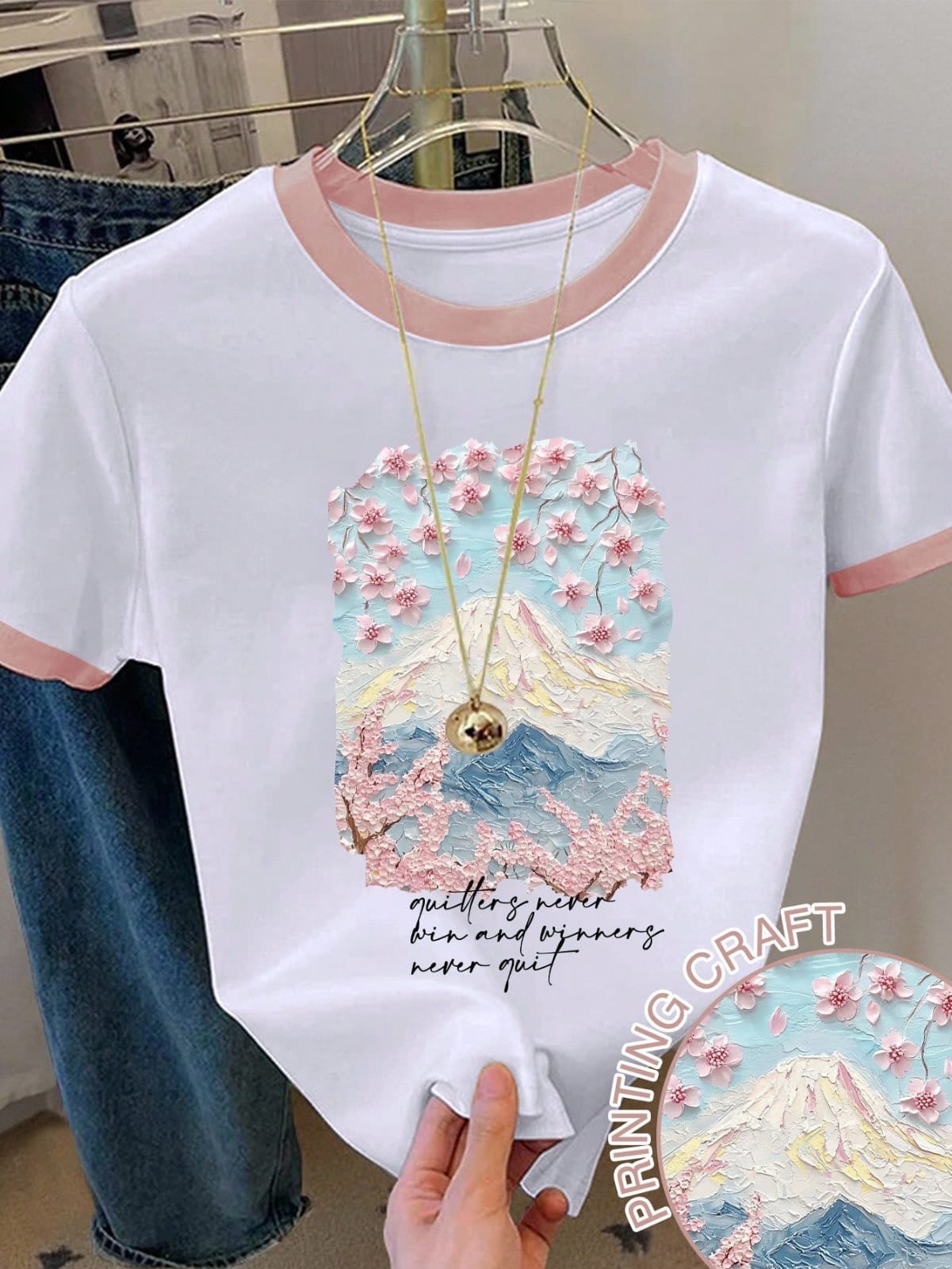 CAMISA BLANCA CON PAISAJE ROSA DE MUJER