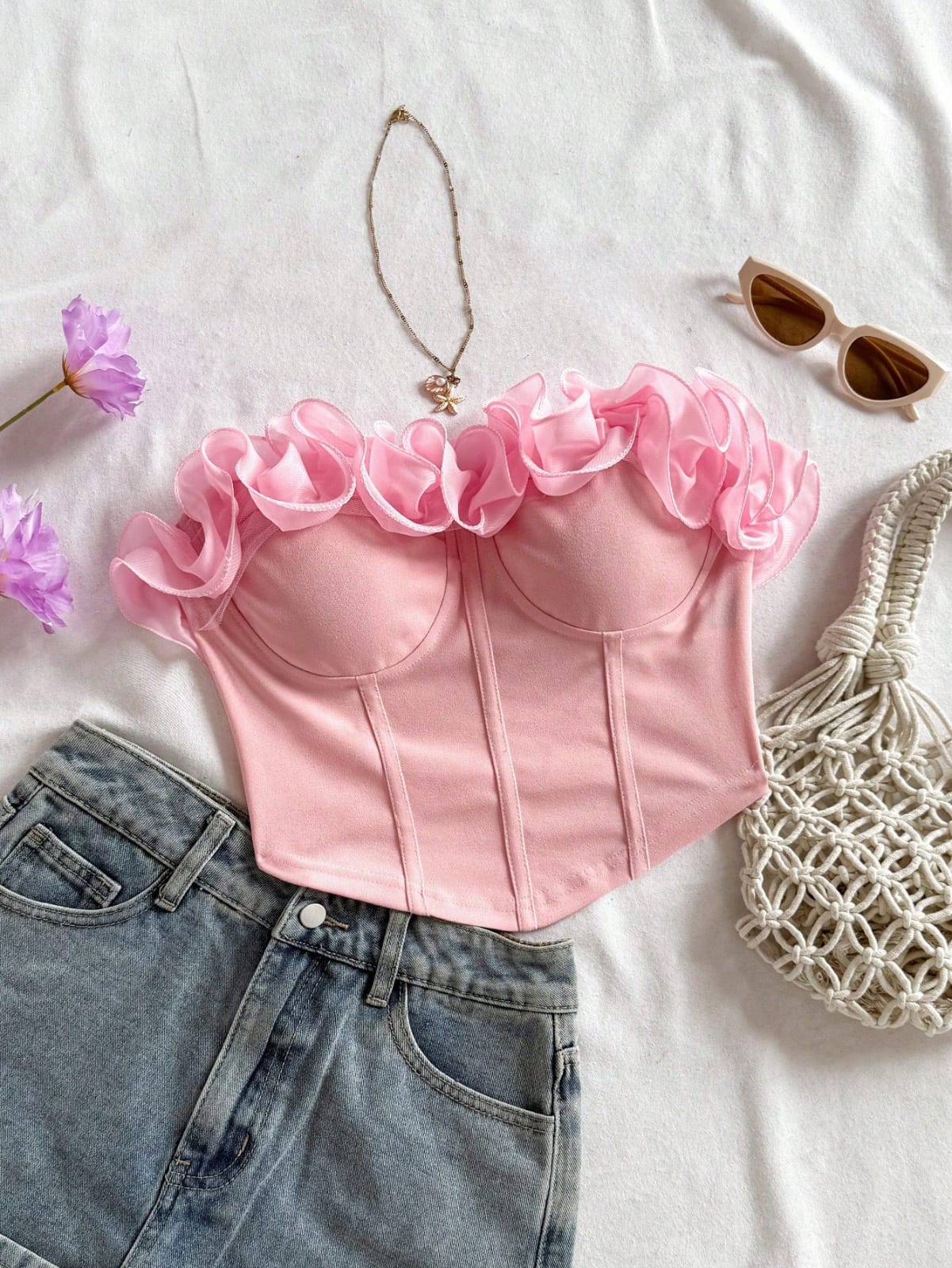 TOP AJUSTADO CON VOLANTES ROMANTICO Y SEXY