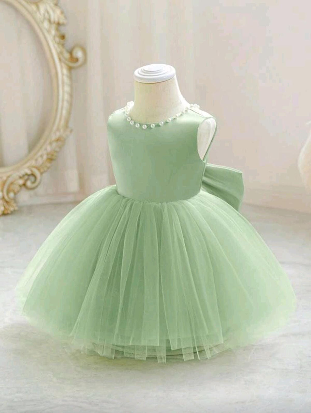 VESTIDO DE NIÑA COLOR VERDE MENTA