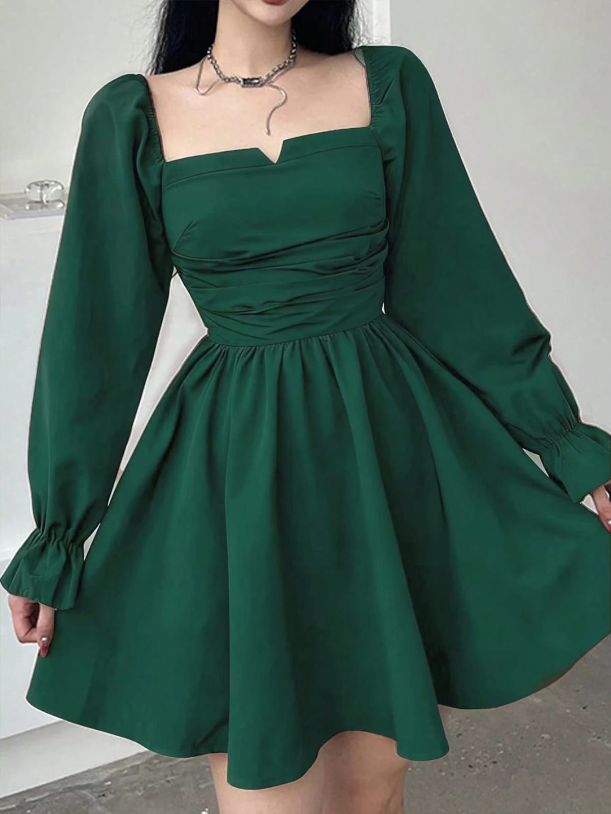 VESTIDO CORTO MANGA LARGA