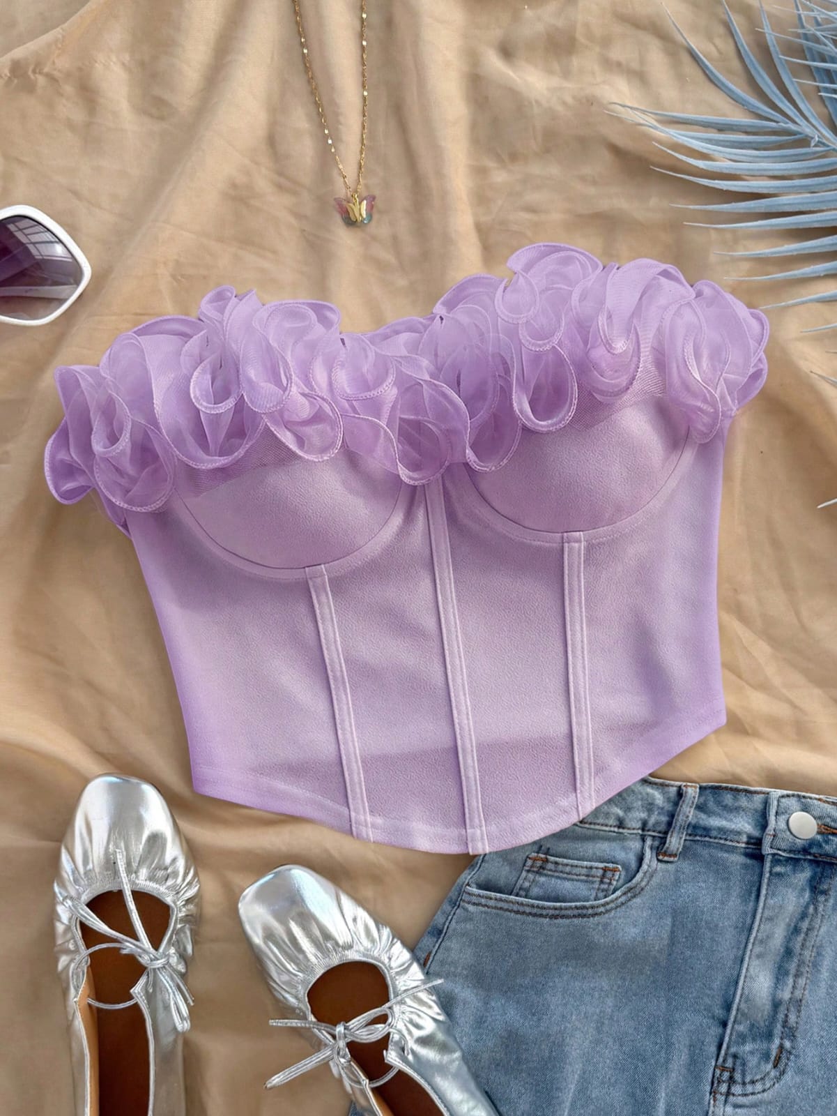 TOP AJUSTADO CON VOLANTES ROMANTICO Y SEXY