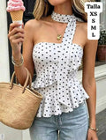 TOP ESTILO VUELOS ASIMETRICOS BLANCA CON LUNARES Y ACCESORIO DE MUJER